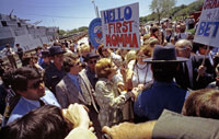 On a campaign trip in Texas First Lady Betty Ford, aka “First Momma,” greets the crowd gathered at San Jacinto Battleship Park for a Bicentennial celebration.  San Jacinto, Texas.  April 21, 1976.