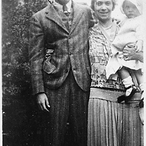 H0026-1. Gerald R. Ford, Jr. with his mother Dorothy Gardner Ford and half-brother Jim Ford. 1928.