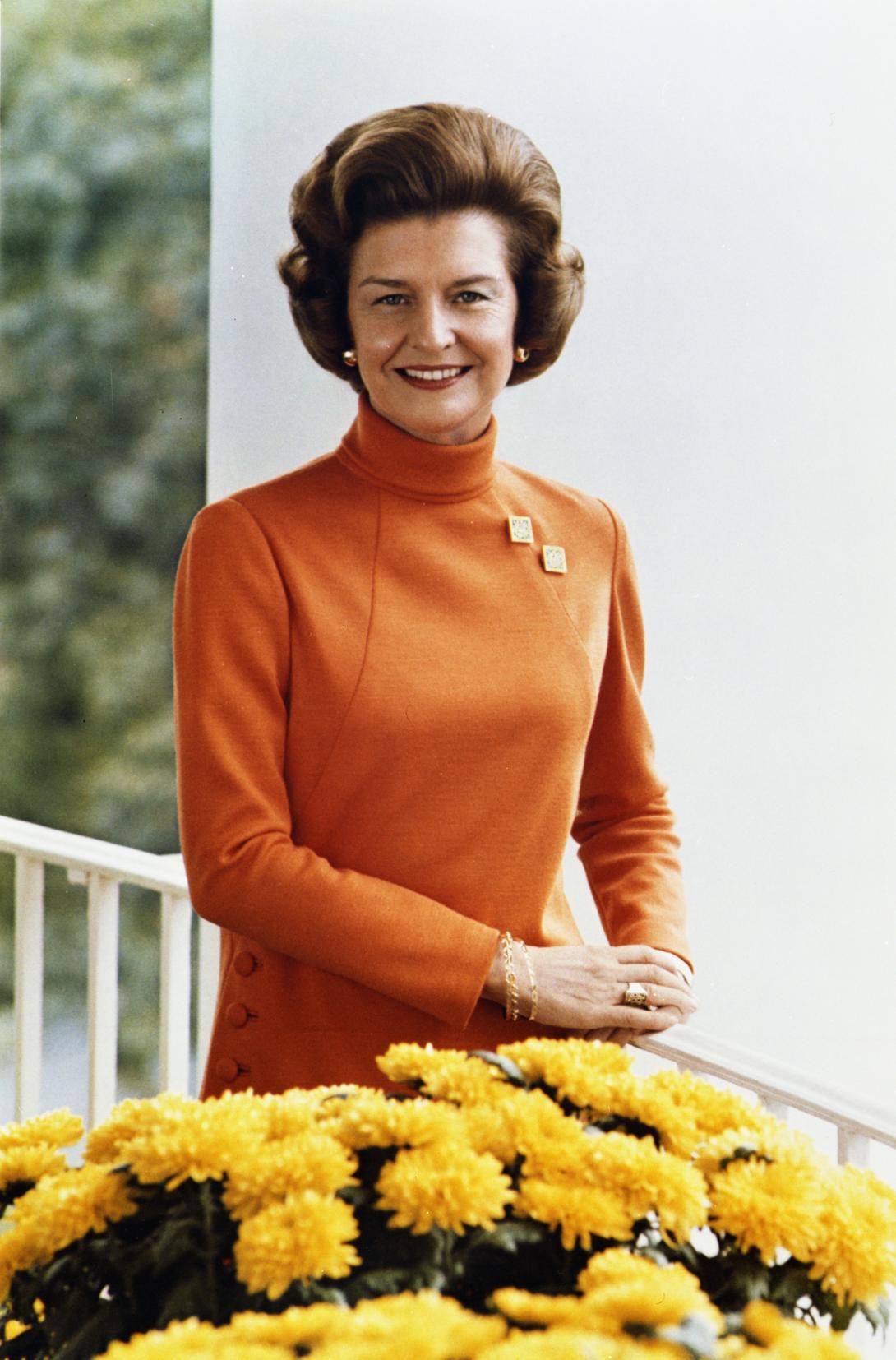 A1168. Official portrait of First Lady Betty Ford.  October 2, 1974.