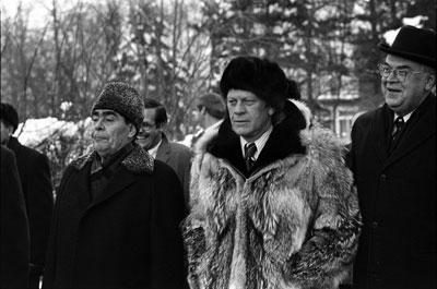 A2092-11A. The two world leaders depart Okeansky Sanatorium after signing the joint communique on the limitation of strategic offensive arms. November 24, 1974.