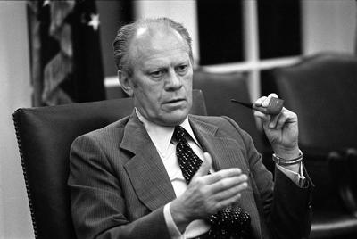A4509-13A - President Ford makes a point during a National Security Council meeting during the Mayaguez crisis. May 13, 1975.