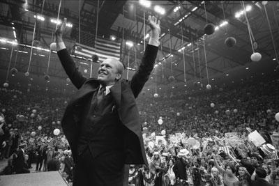 B2055-29A. President Ford campaigns in New York before returning to Michigan for the final days of the election campaign.  Nassau County Veterans Coliseum, Hempstead, New York.  October 31, 1976. 