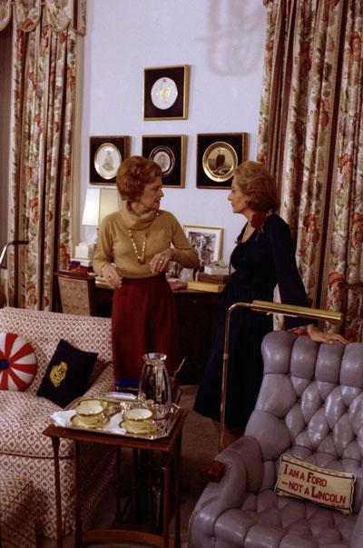B2384-25. As part of a televised farewell interview with President and Mrs. Ford, Mrs. Ford takes ABC correspondent Barbara Walters on a White House tour, showing for the first time on television some of the occupied rooms on the third floor, such as the President’s private office shown here. December 4, 1976.