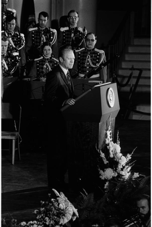 A4228-6A. President Ford addresses the 63rd Annual Meeting of the U.S. Chamber of Commerce at Constitution Hall. April 28, 1975.