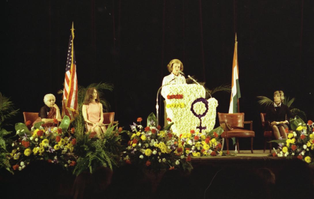 A7012-6. First Lady Betty Ford makes remarks at the Greater Cleveland Congress of International Women’s Year (IWY). Cleveland Convention Center, Cleveland, Ohio.  October 25, 1975. 