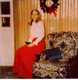 H0072-6. Susan Ford poses for a Christmas portrait in the living room of the family residence at 514 Crown View Drive, Alexandria, VA. December 1972.