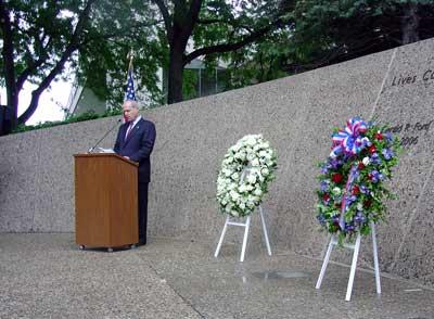 Wreath Laying Ceremony on November 2, 2007